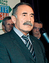 Асламбек Аслаханов
