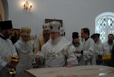 Святейший Патриарх Алексий II на освящении Бутовского храма