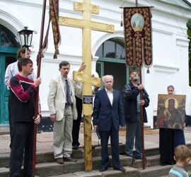 Освящение Поклонного Креста у Никольского храма о. Талабска