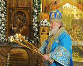 Святейший Патриарх Кирилл в Казанском соборе на Красной площади. 4.11.2009 (Фото Патриархия.Ru)