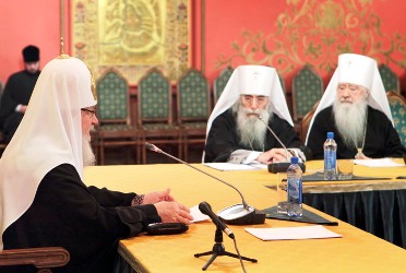 Патриарх Кирилл проводит первое заседание президиума Межсоборного присутствия (фото Патриархия.Ру)