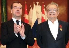Медведев и Искандер