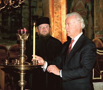 Иеромонах Савва (Янич) и вице-президент США, католик Джозеф Байден, в Дечанах