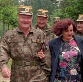 Ратко Младич с супругой