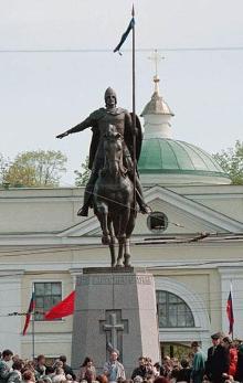 Памятник Александру Невскому в Петербурге