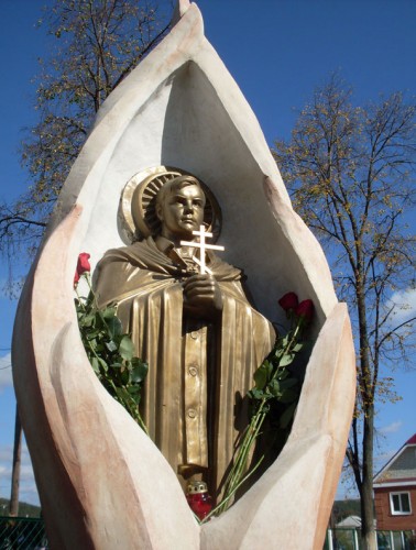 Памятник Евгению Родионову в Кузнецке
