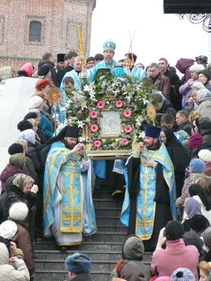 Крестный ход в Казани (4 ноября 2010 года)