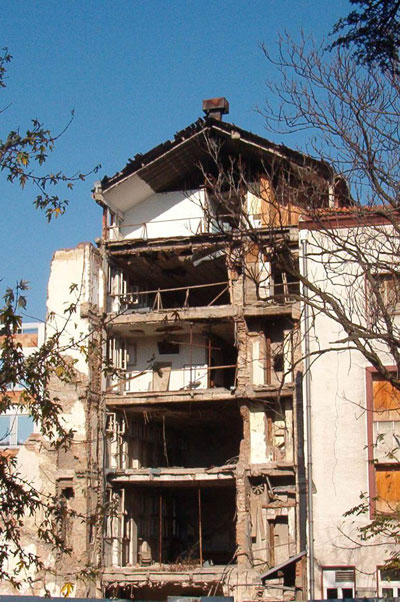Здание РТС после бомбежки