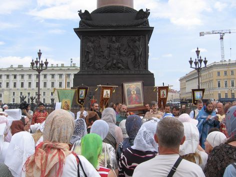 На Дворцовой площади