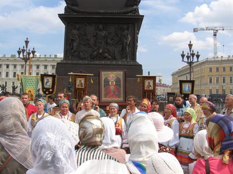 На Дворцовой площади. Народный хор.