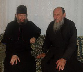 С о. Виктором, настоятелем церкви пос. Н. – Кондрашевка Луганской области
