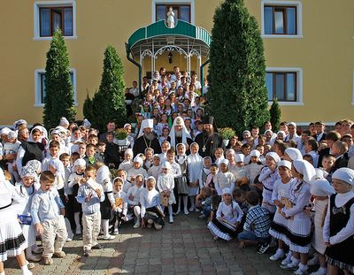 Патриарх Кирилл и дети