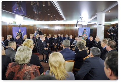 В.Путин с руководителями региональных общественных приемных председателя партии "Единая Россия"