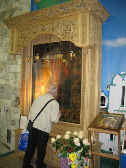 На Троицкой православной выставке