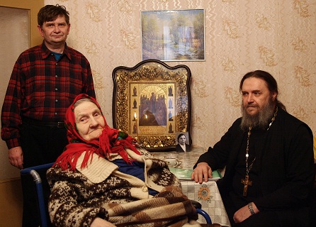 Протоиерей Геннадий Беловолов, р. Б. Нина и р. Б. Алексей