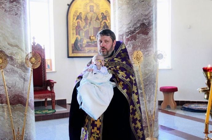В Покровском кафедральном соборе состоялось крещение *первенца* епархиальной программы противоабортного консультирования