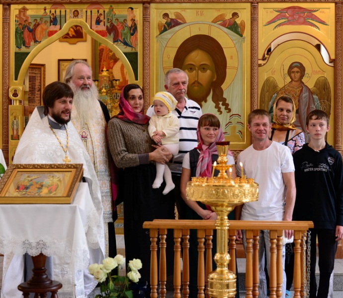 В Южно-Сахалинске организован сбор теплых вещей для беженцев из Новороссии