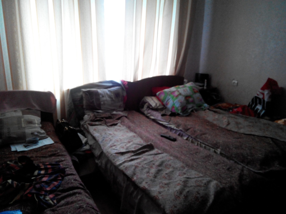 Комната, где поселились беженцы (гостиница 