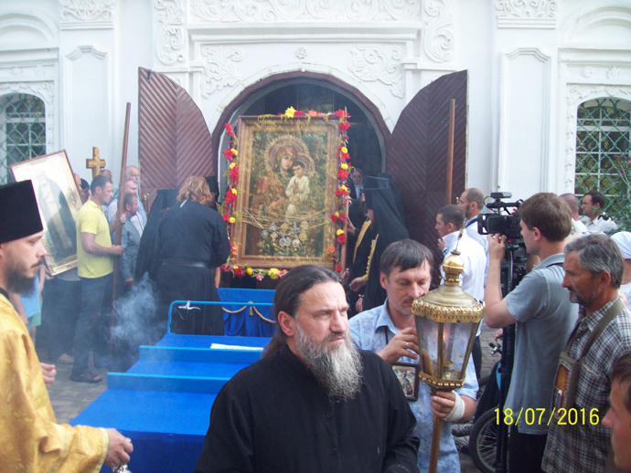Святогорское крыло крестного хода за мир на Украине