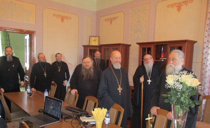 Члены Синодальной богослужебной комиссии поздравили митрополита Петрозаводского и Карельского Константина с 66-летием