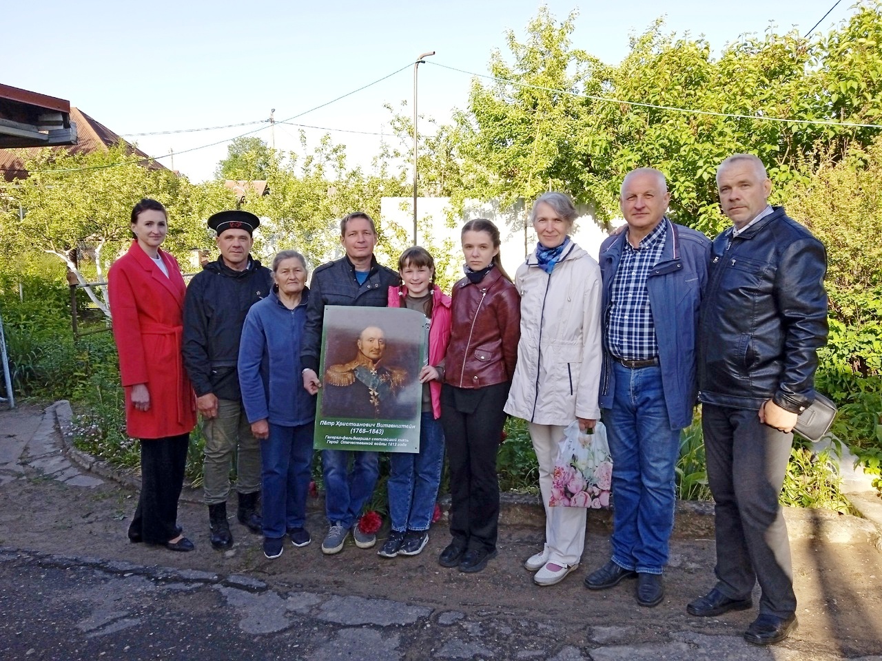 Памятная табличка в Полоцке - «Памяти предков будем достойны»