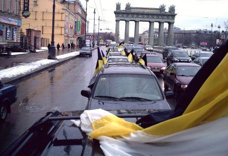 Автоколонна участников автопробега