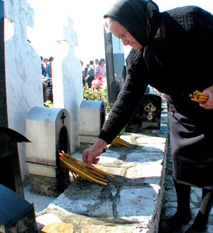 Сербское кладбище в районе Сребреницы