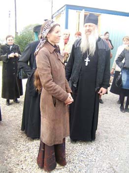 Светлана Копылова и иеромонах Аристарх
