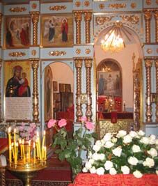 В Пасхальную ночь 2007 г. в Храме иконы Озерянской Божией Матери