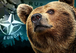 НАТО и медведь (Россия) (коллаж с сайта ИноСМИ.Ru)