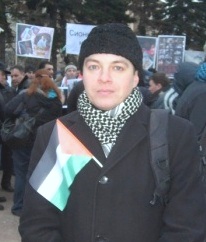 Александр Сотниченко на митинге против агрессии Израиля в секторе Газа (Петербург, 17 января 2009 года)