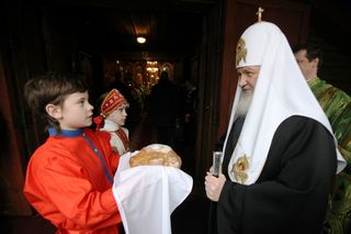 Святейший Патриарх Кирилл в Вырице (Фото с сайта Патриархия.Ru)