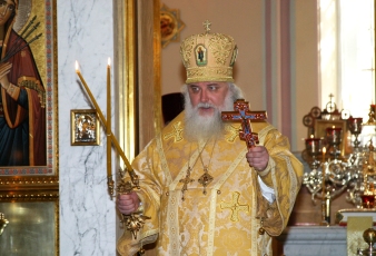 Архиепископ Истринский Арсений освящает Никольский придел в Иоанно-Предтеченском монастыре