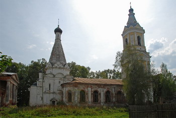 Церковь Смоленской иконы Божией Матери в с.Кушалино (Тверская область)