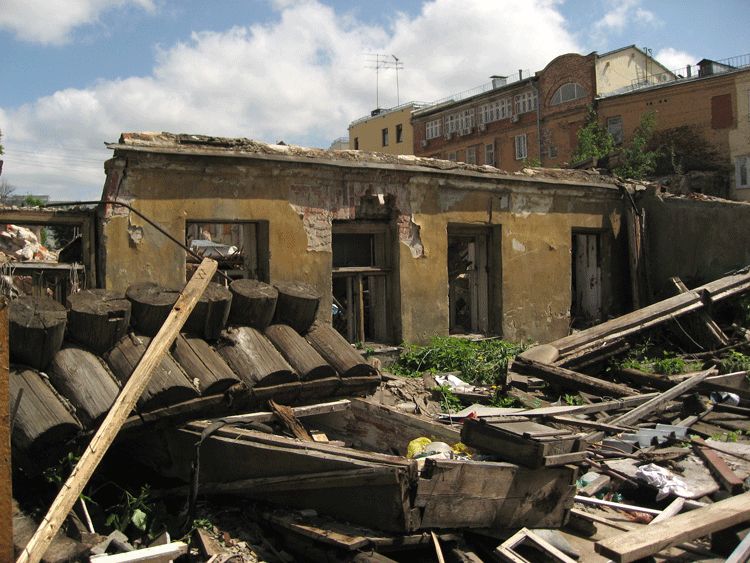 Снос зданий Кадашевской слободы