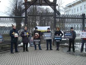 Пикет в Петербурге 9 апреля 2011 г.