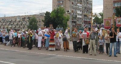 Остановка перед зданием  Облгосадминистрации