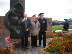 25-летие памятника А.И.Маринеско