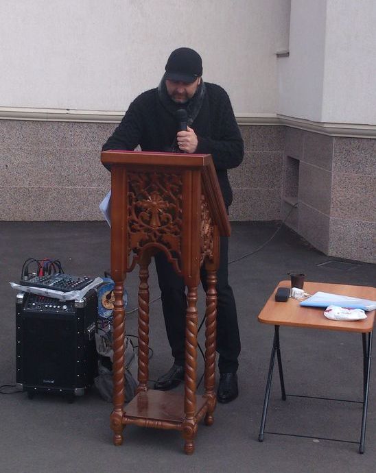 Митрополит Санкт-Петербургский Варсонофий возглавил Божественную литургию в храме Георгия Победоносца в Купчино