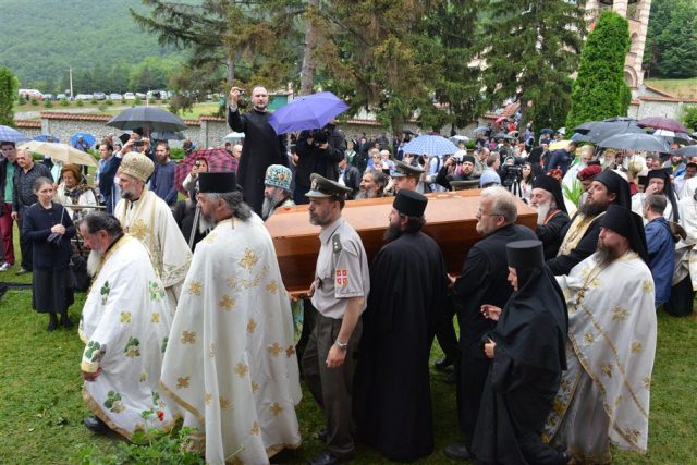 В Сербии состоялось обретение мощей преподобного Иустина (Поповича)