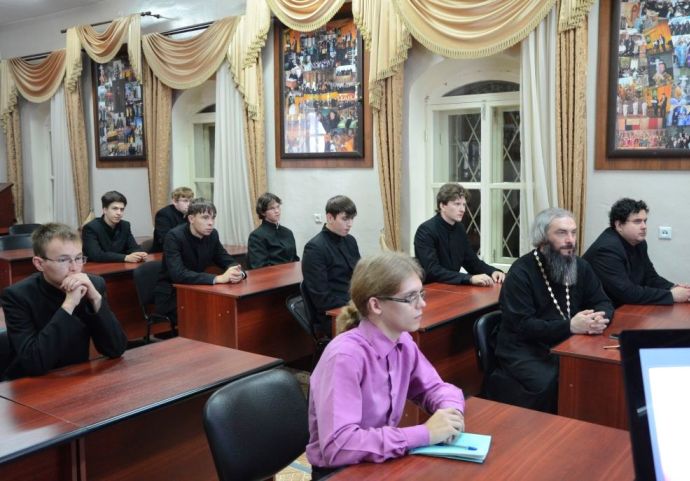 В Казанской духовной семинарии провели встречу по утверждению трезвости и профилактике алкоголизма