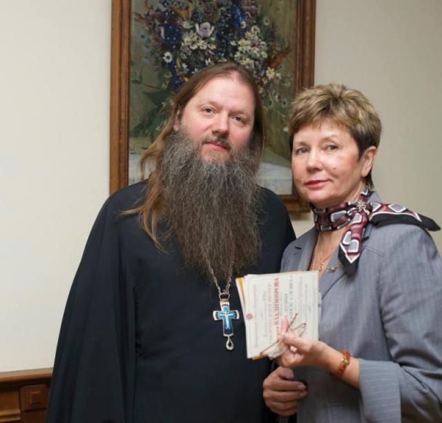 Священник артемий владимиров с женой фото