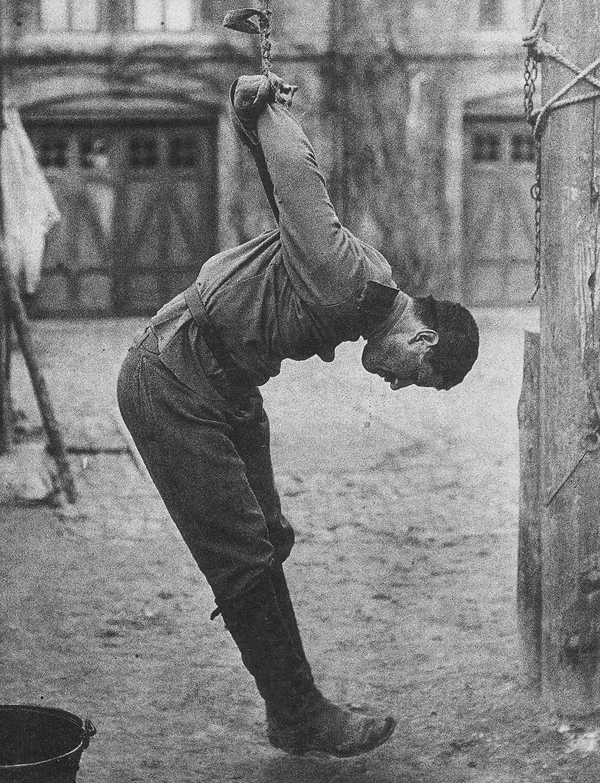 Пытка русского военнопленного в австрийском лагере, Первая мировая война