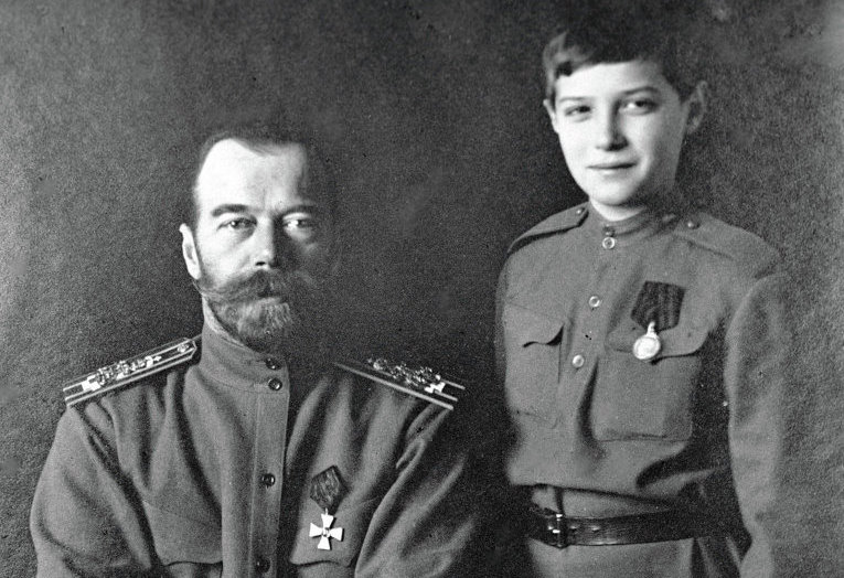 Император Николай II и Цесаревич Алексей Николаевич
