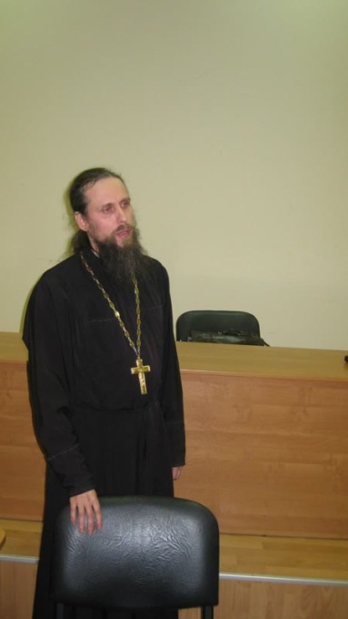 Священник Аркадий Петровцев