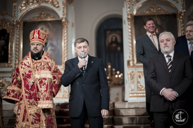 Смольный собор в Санкт-Петербурге передан Церкви