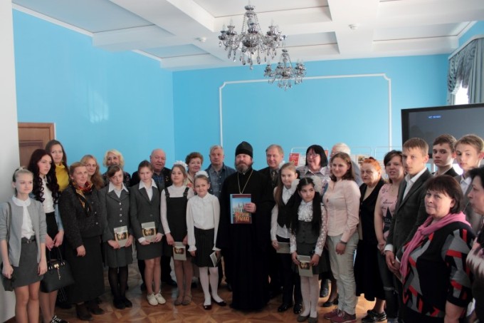 Пасхальная встреча православных писателей и учащейся молодежи