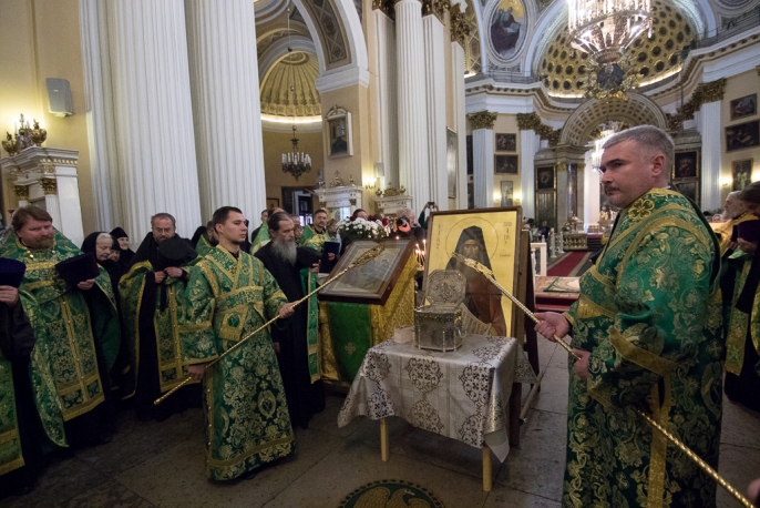 В Санкт-Петербург прибыли мощи святого Силуана Афонского