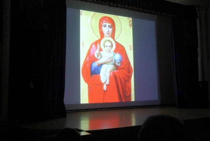 Во Владивостоке состоялась премьера слайдового фильма митрополита Вениамина (Пушкаря)