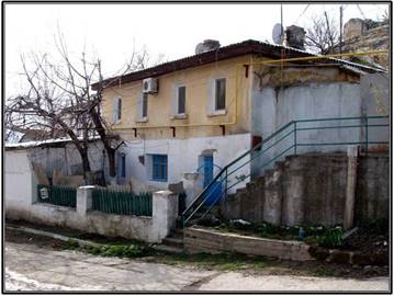Часть дома по улице Базарная, 22 в Бахчисарае, где размещался двор П. П. Веселицкого в 1772-1774 гг.